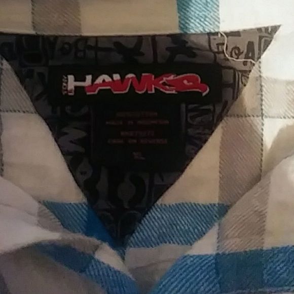 XL BUTTON UP LONGSLEEVE FLANNEL - Picture 2 of 6